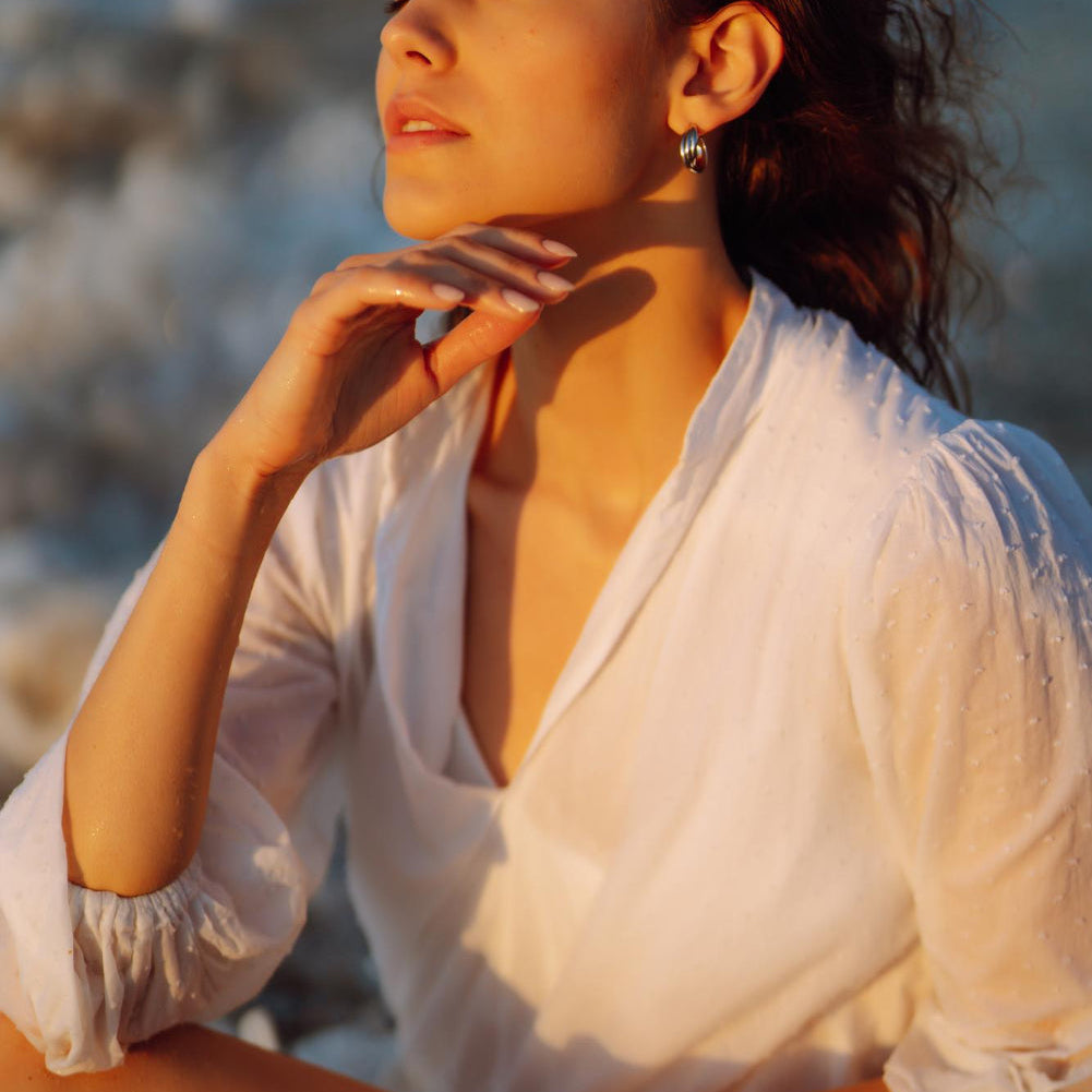 Sun-Kissed Style: Moissanite Jewelry to Match Your Summer Glow