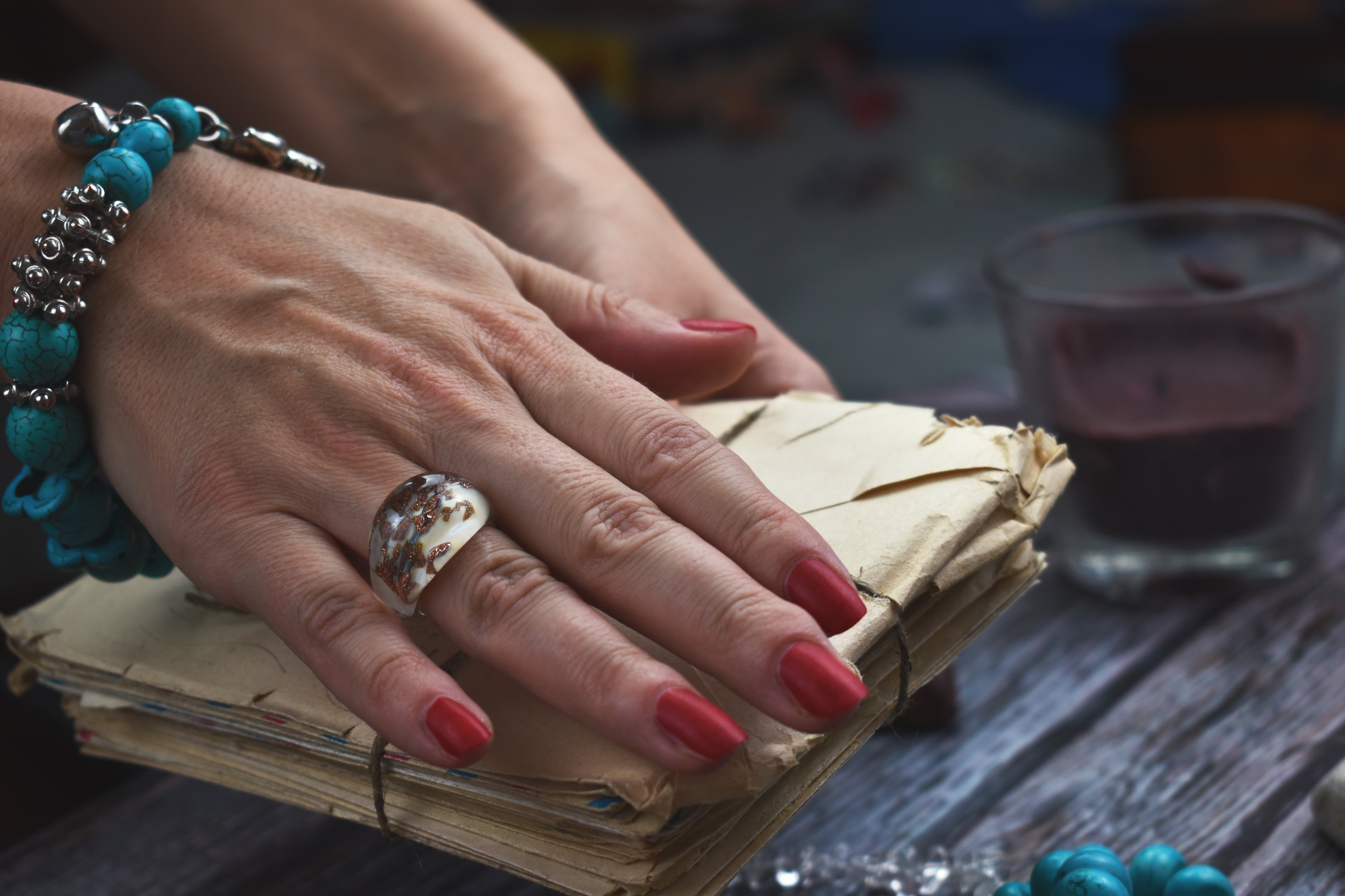 The Evolution of Moissanite Jewelry Designs: Past, Present, and Future