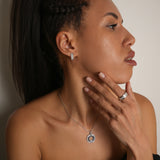 Pendientes de moissanita para mujer | Plata de ley 925 con baño de oro de 18 quilates | Diseño conmovedor