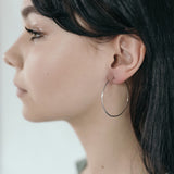 Pendientes de moissanita para mujer | Plata de ley 925 con baño de oro de 18 quilates | Diseño conmovedor