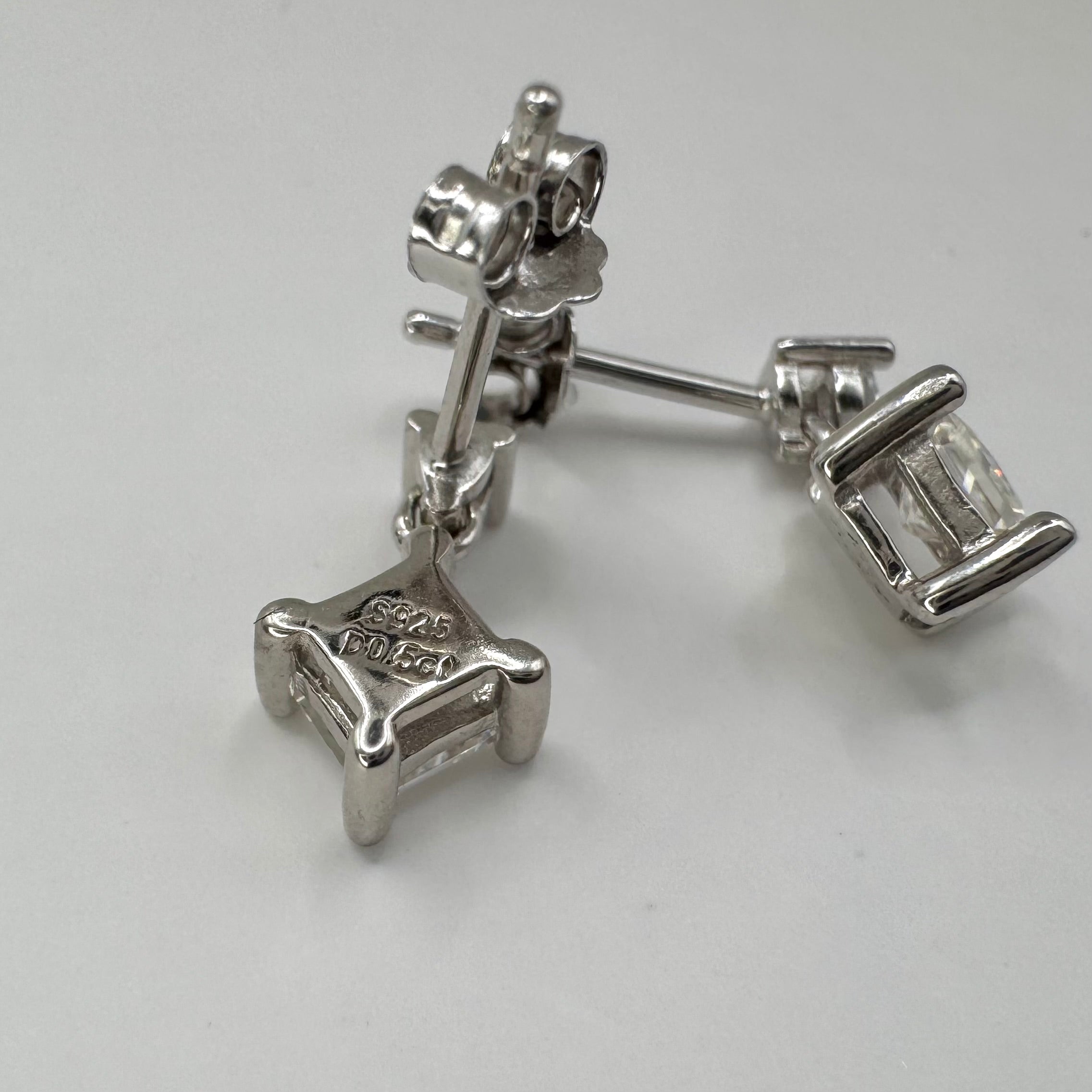 Crystal Prism Moissanite Stud Earrings - Dazzling Stones in a Sleek Metal Frame