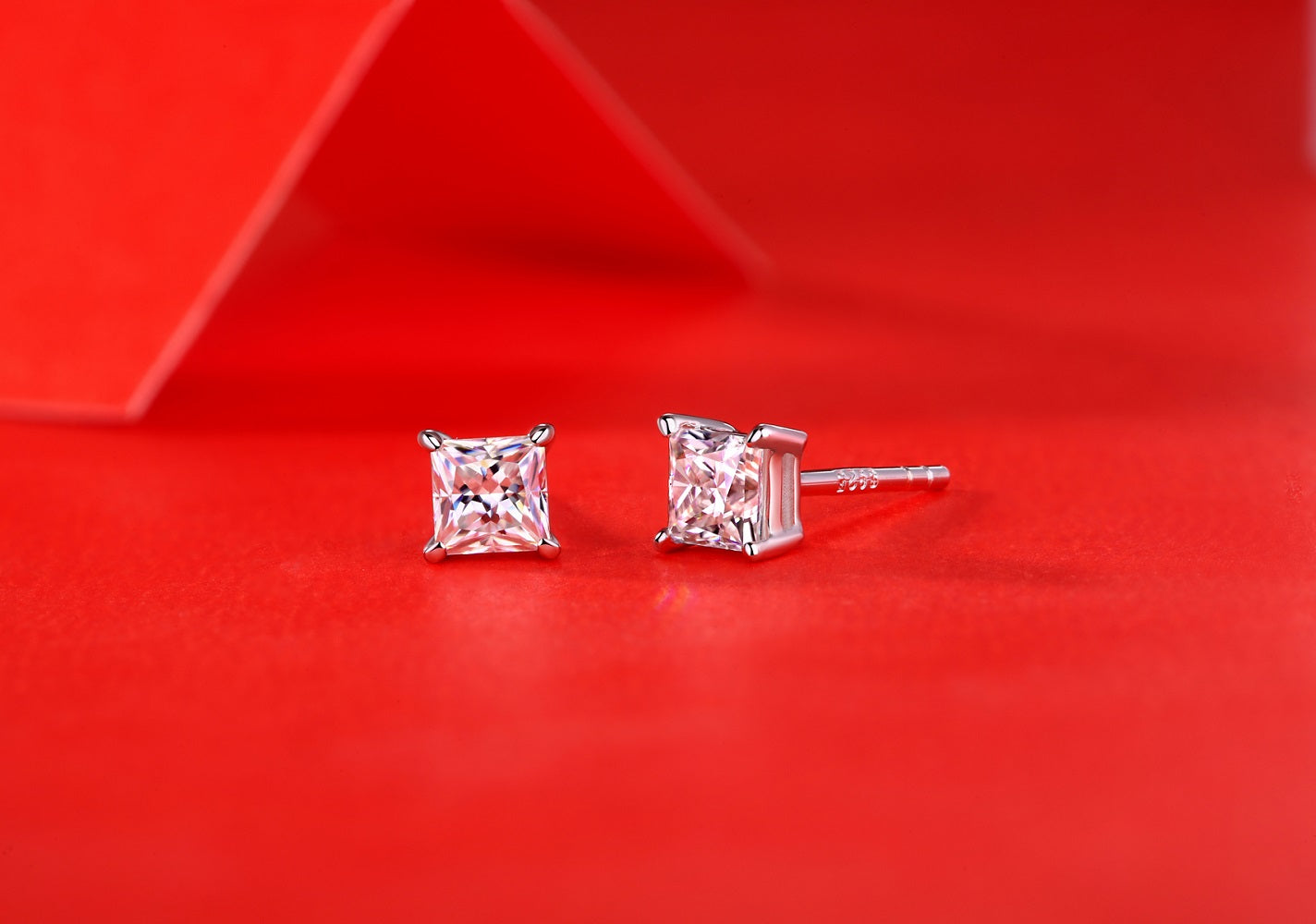Timeless Moissanite Earrings - Stellar Spark Design with a Modern Touch