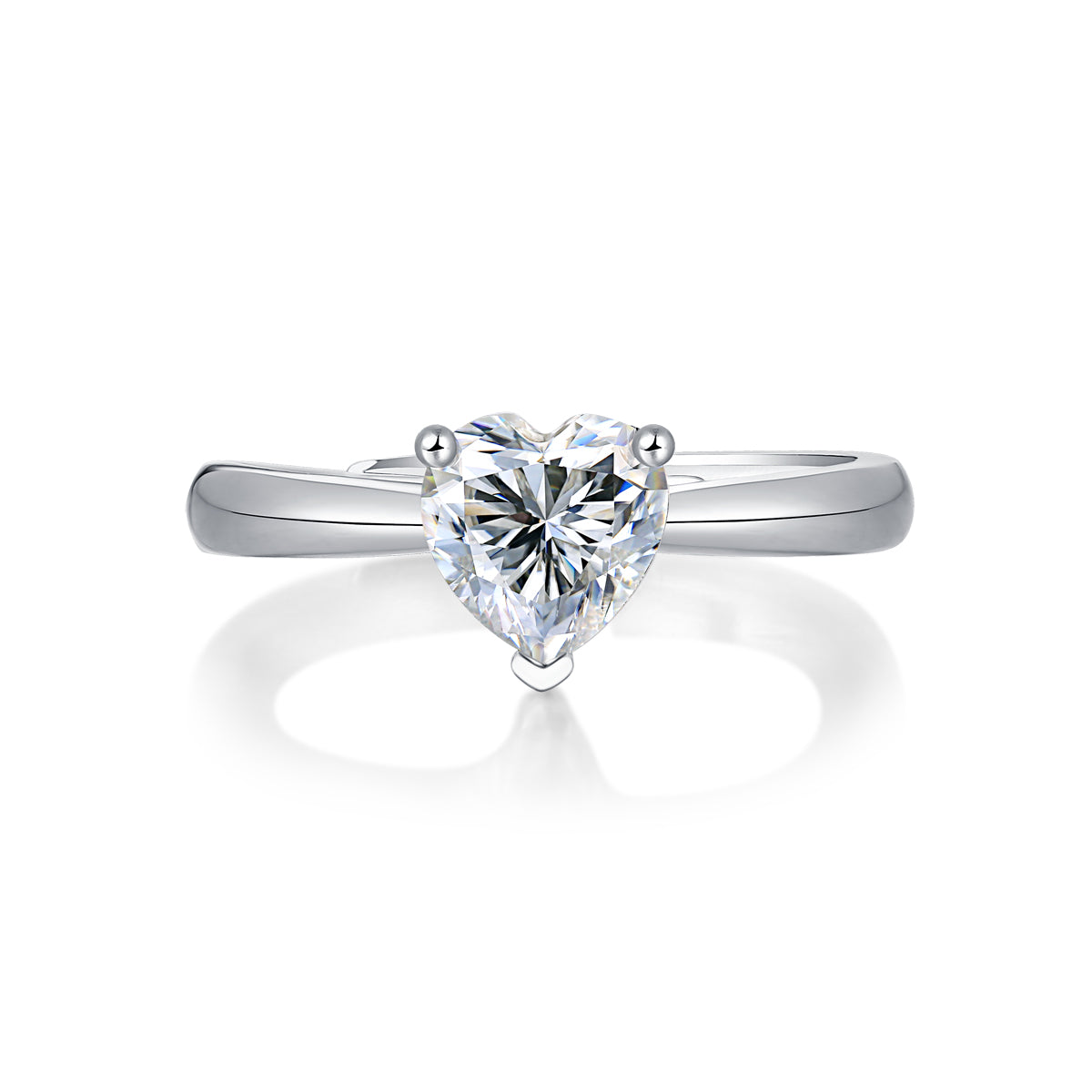 Minimalist Moissanite Heart Ring - Modern Elegance with a Dazzling Centerpiece