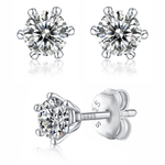 Moissanite stud earrings with a sunny snow design, featuring radiant stones arranged in a delicate pattern set in a polished metal frame for a luminous and elegant look.