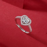 18K White Gold Plated Moissanite Ring – Lab-Grown Diamond, Elegant Heartfelt Love Charm