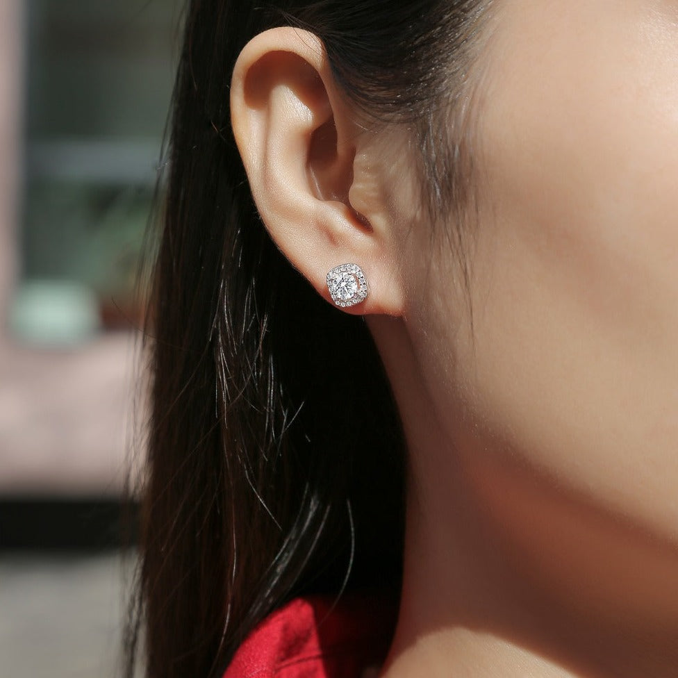 Moissanite Universe-Inspired Stud Earrings - Dazzling Stones in Sleek Metal Frame