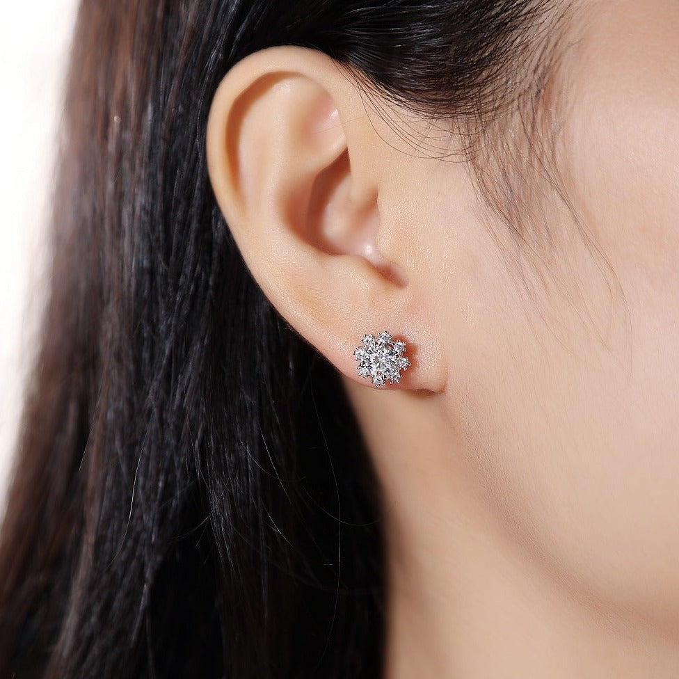 Moissanite Stud Earrings – Romantic Snowflake Design, Sparkling Stones, Polished Metal Frame