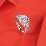 Sophisticated Moissanite Engagement Ring - Lab-Grown Diamond with a Brilliant Shine