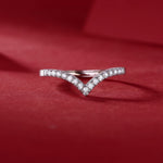 Elegant Moissanite Engagement Ring - Brilliant Cut Diamond in S925 Sterling Silver