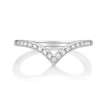 Sophisticated Moissanite Engagement Ring - Lab-Grown Diamond with a Brilliant Shine