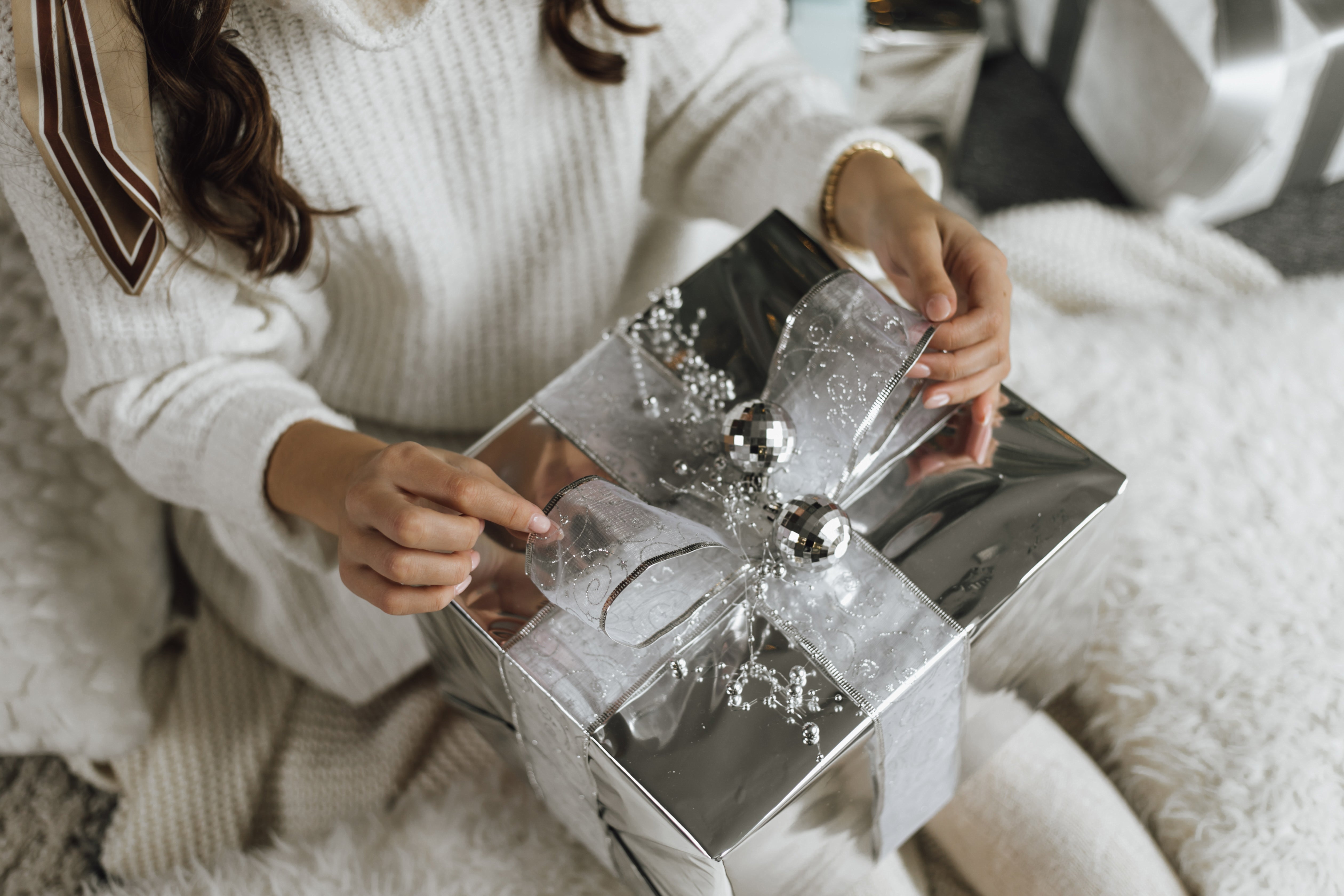 The Perfect Holiday Gift: Moissanite Jewelry