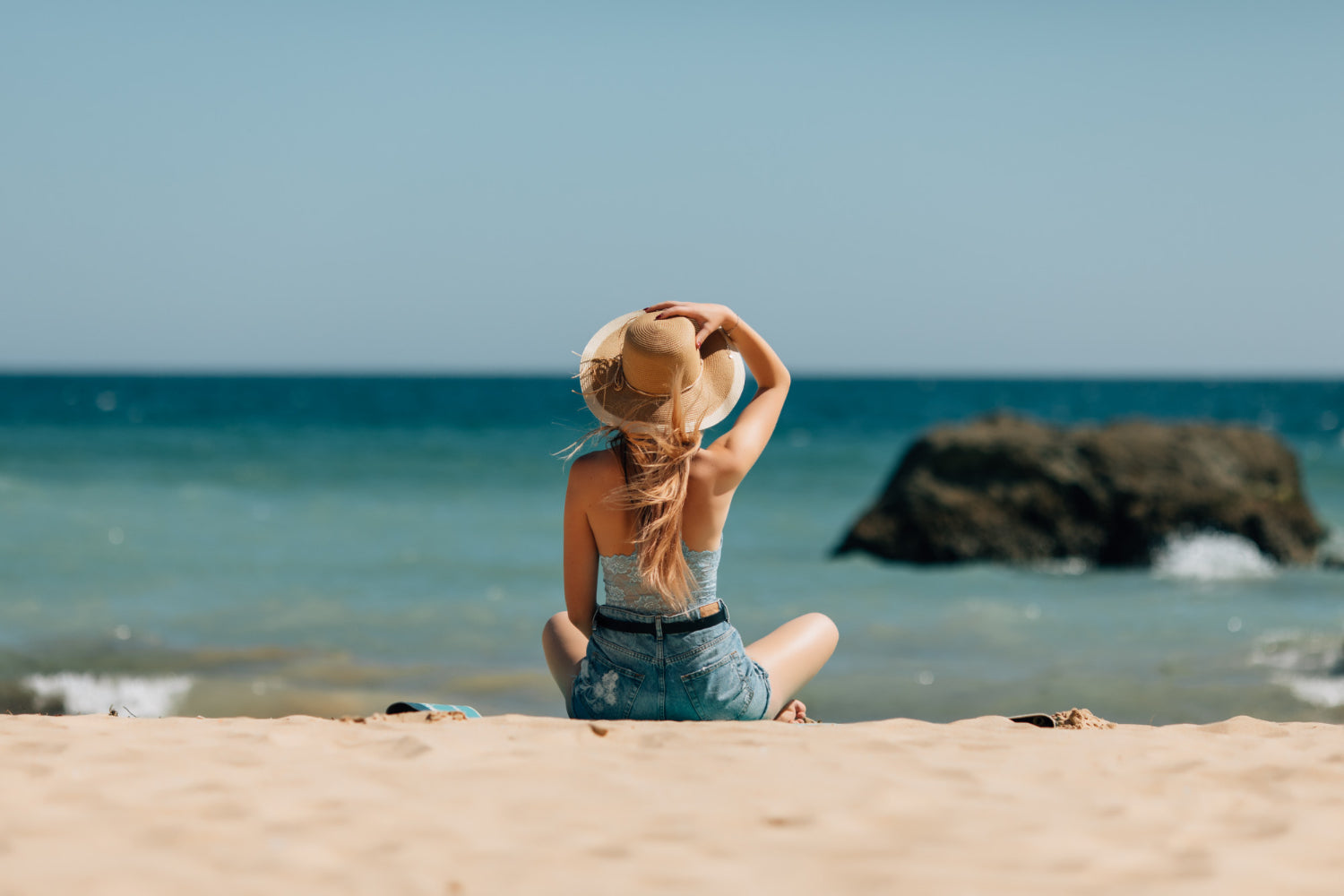 Beach Vacation Jewelry: Styling Moissanite for Summer Travel