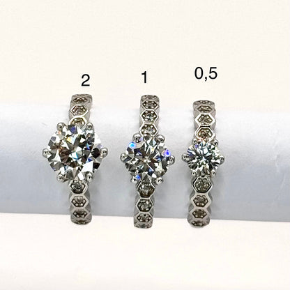Minimalist Moissanite Ring - 18K White Gold Plated with a Sleek and Modern Look