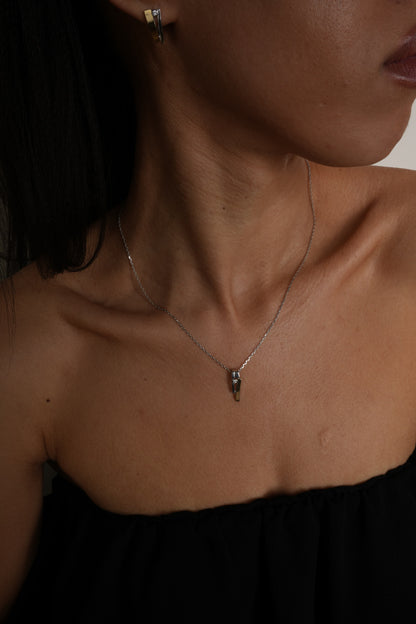 Pendientes de moissanita para mujer | Plata de ley 925 con baño de oro de 18 quilates | Diseño conmovedor