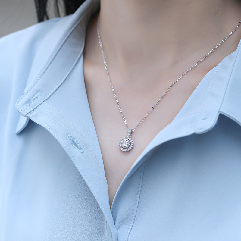 Moissanite Pendant Necklace | Tale | Sterling Silver
