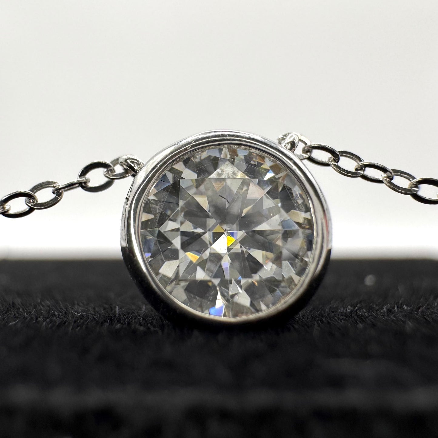 Elegant Moissanite Necklace - Crystal Symphony Design with Radiant Sparkle