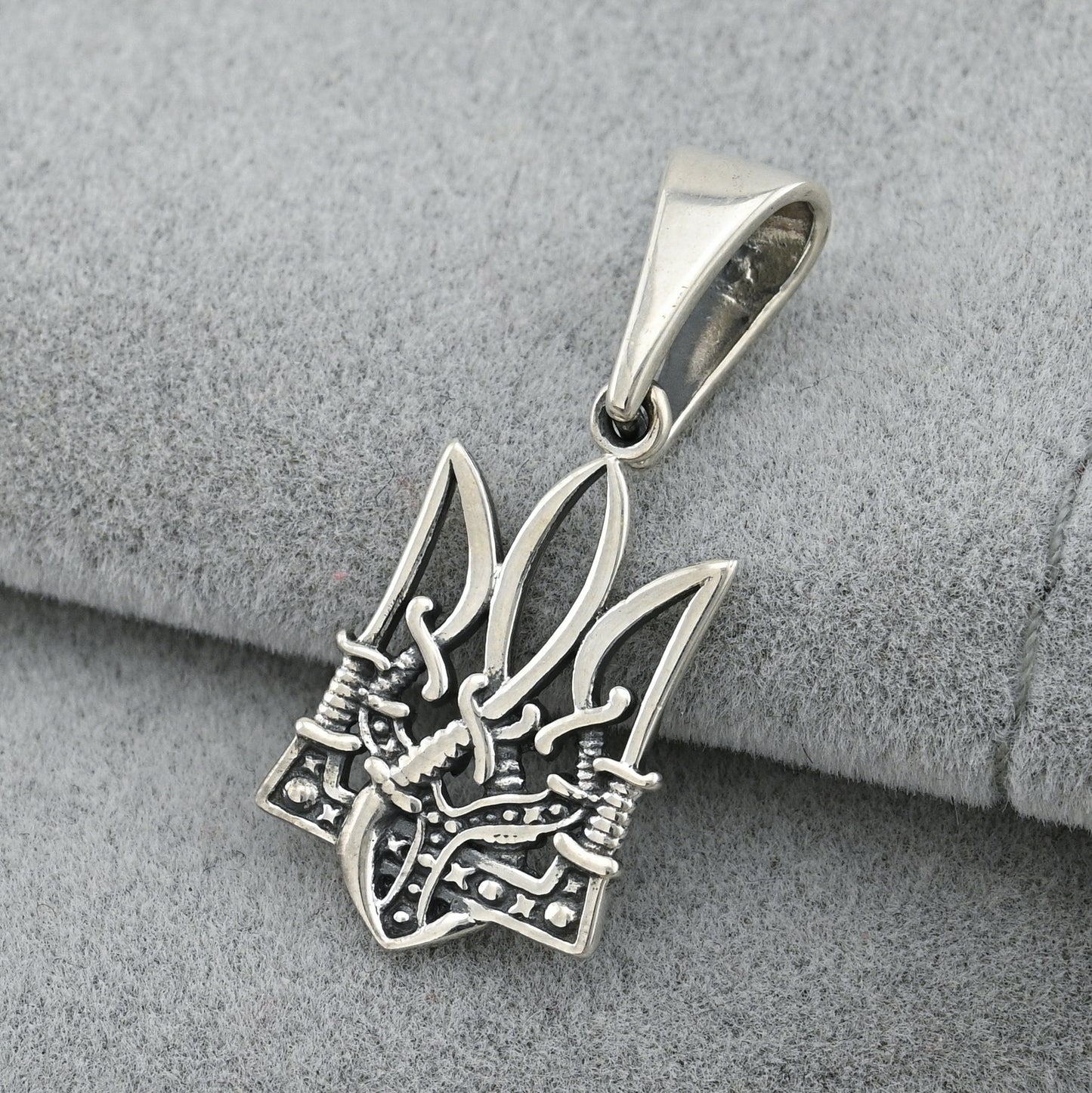 Sterling Silver Pendant | Ukrainian Trident Heart