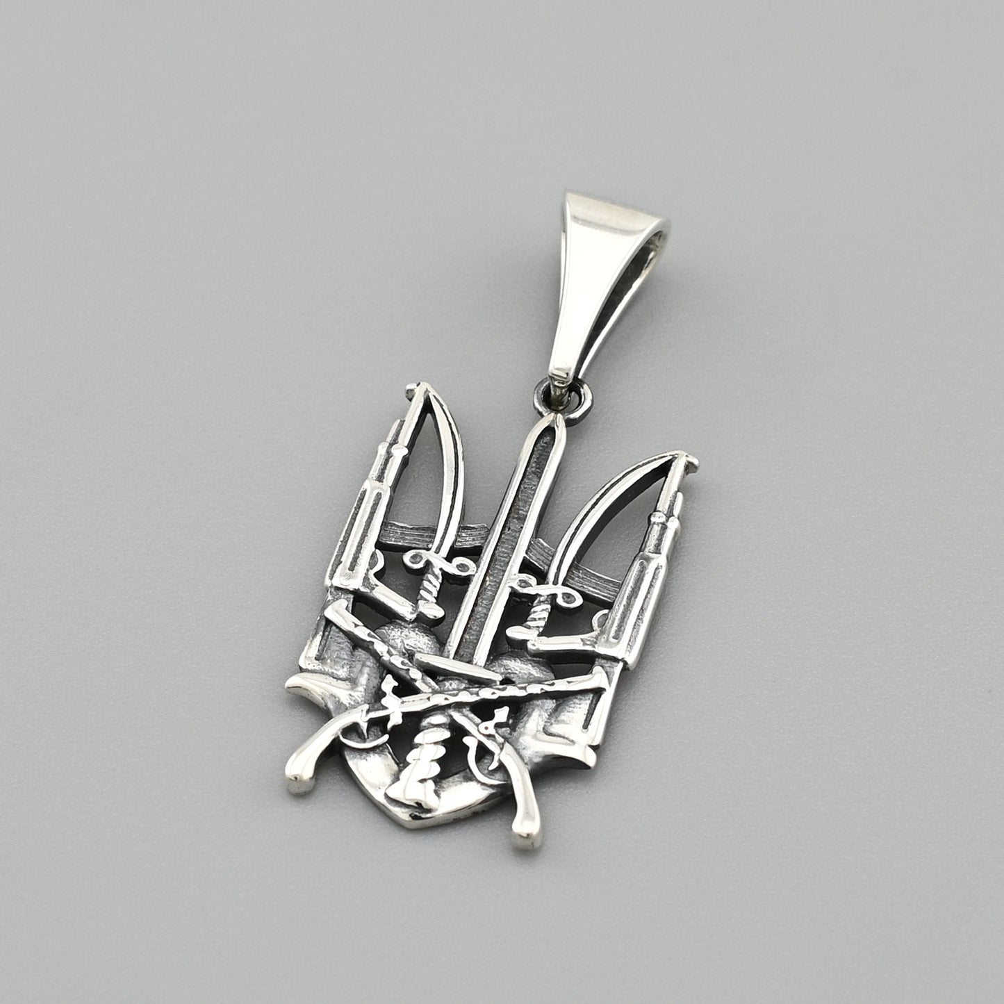 Pendientes de moissanita para mujer | Plata de ley 925 con baño de oro de 18 quilates | Diseño conmovedor