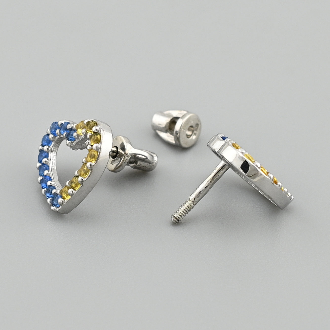 Pendientes de moissanita para mujer | Plata de ley 925 con baño de oro de 18 quilates | Diseño conmovedor