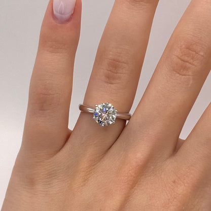Women’s 18K White Gold Plated Moissanite Ring – Lab-Grown Diamond, Secure Six-Claws Design