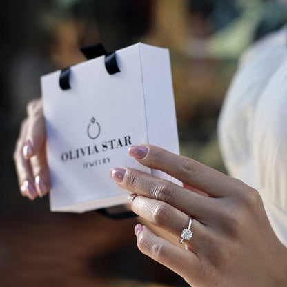 Refined Moissanite Ring - Gracefulness Design with a Polished Finish