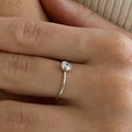 Anillo de Circonia Cúbica | Bezel Dot | Plata 925