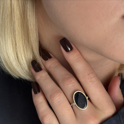 Starry Night Grand Oval worn on model