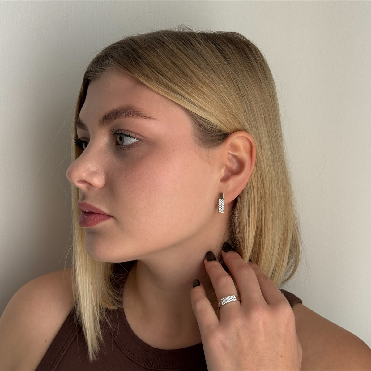 Pavé Brick worn on model
