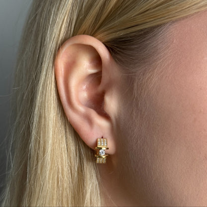 Golden Block Solitaire worn on model