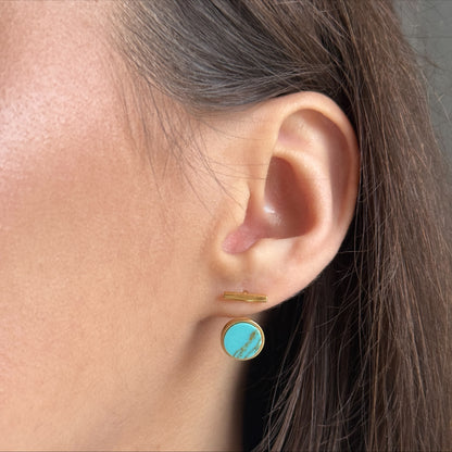 Cairo Stone Elegant worn on model