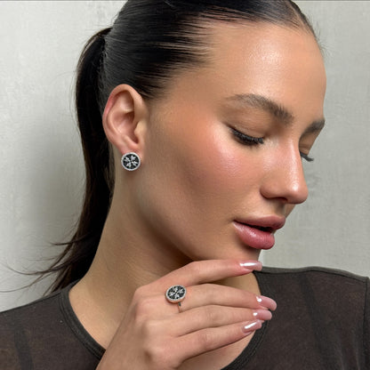 Black & White Pavé Disc worn on model