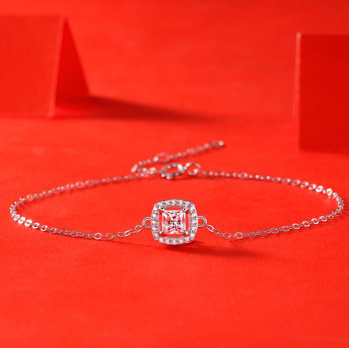 Luxury Square-Cut Moissanite Bracelet - Elegant Jewelry with Radiant Shine