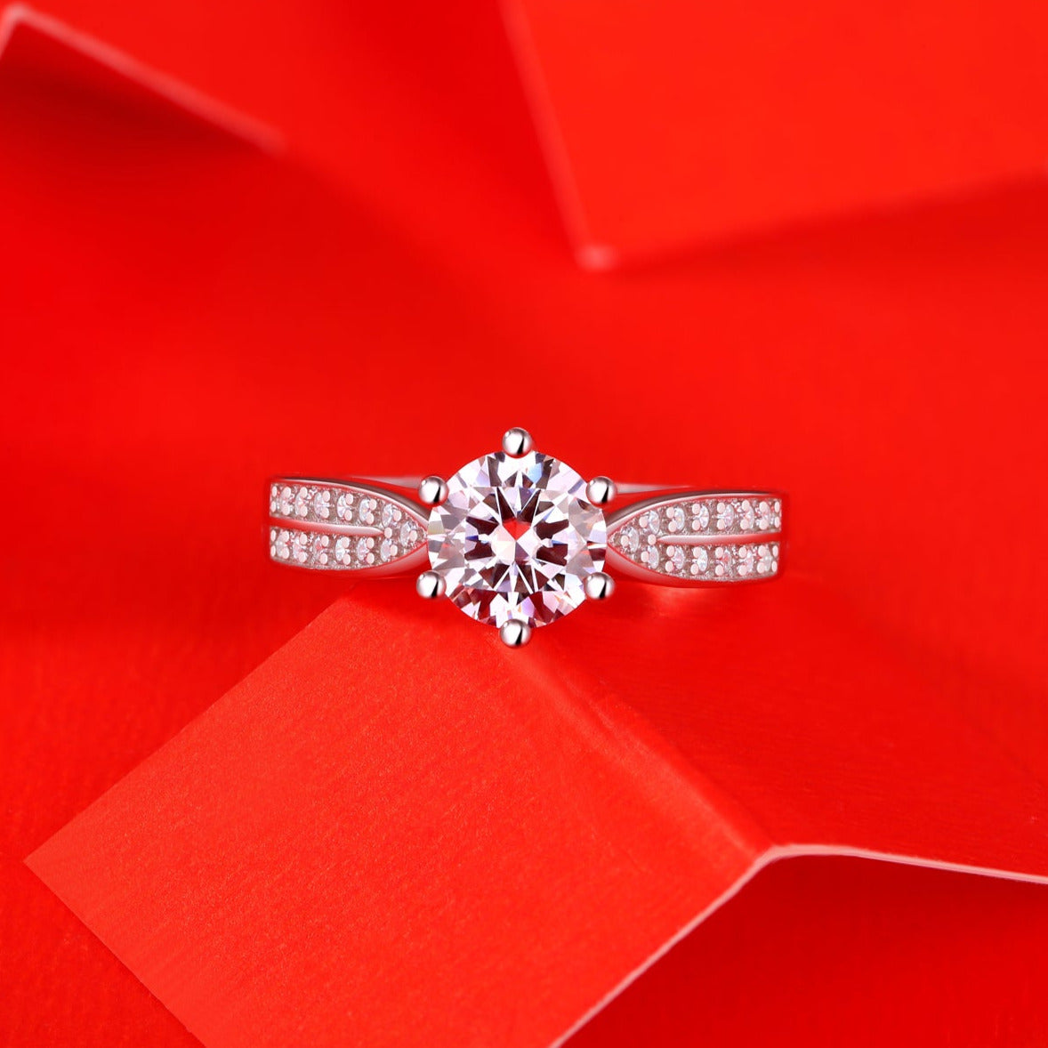 Elegant Moissanite Forever Ring - S925 Sterling Silver with Radiant Sparkle