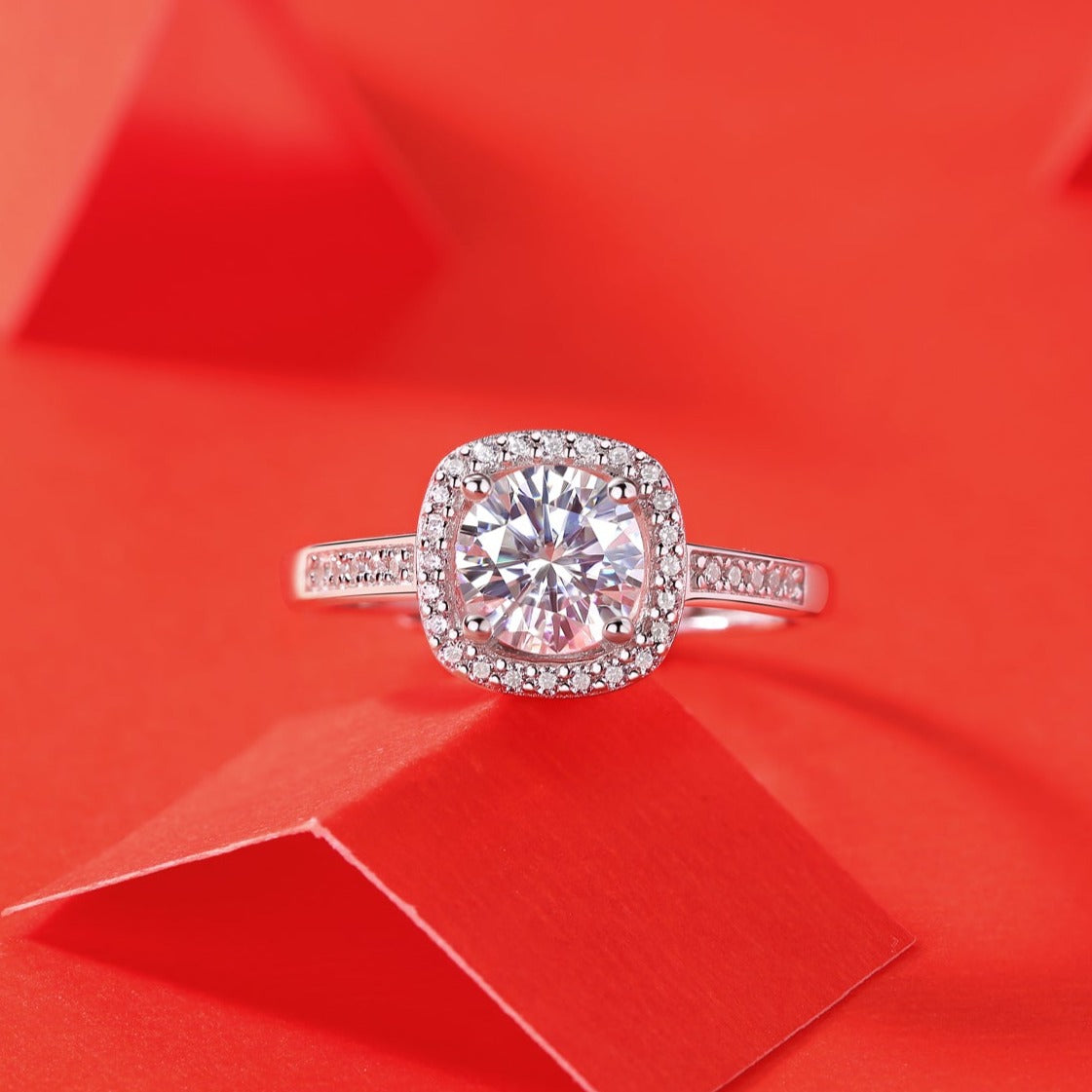 Elegant Moissanite Universe Ring - S925 Sterling Silver with Radiant Sparkle