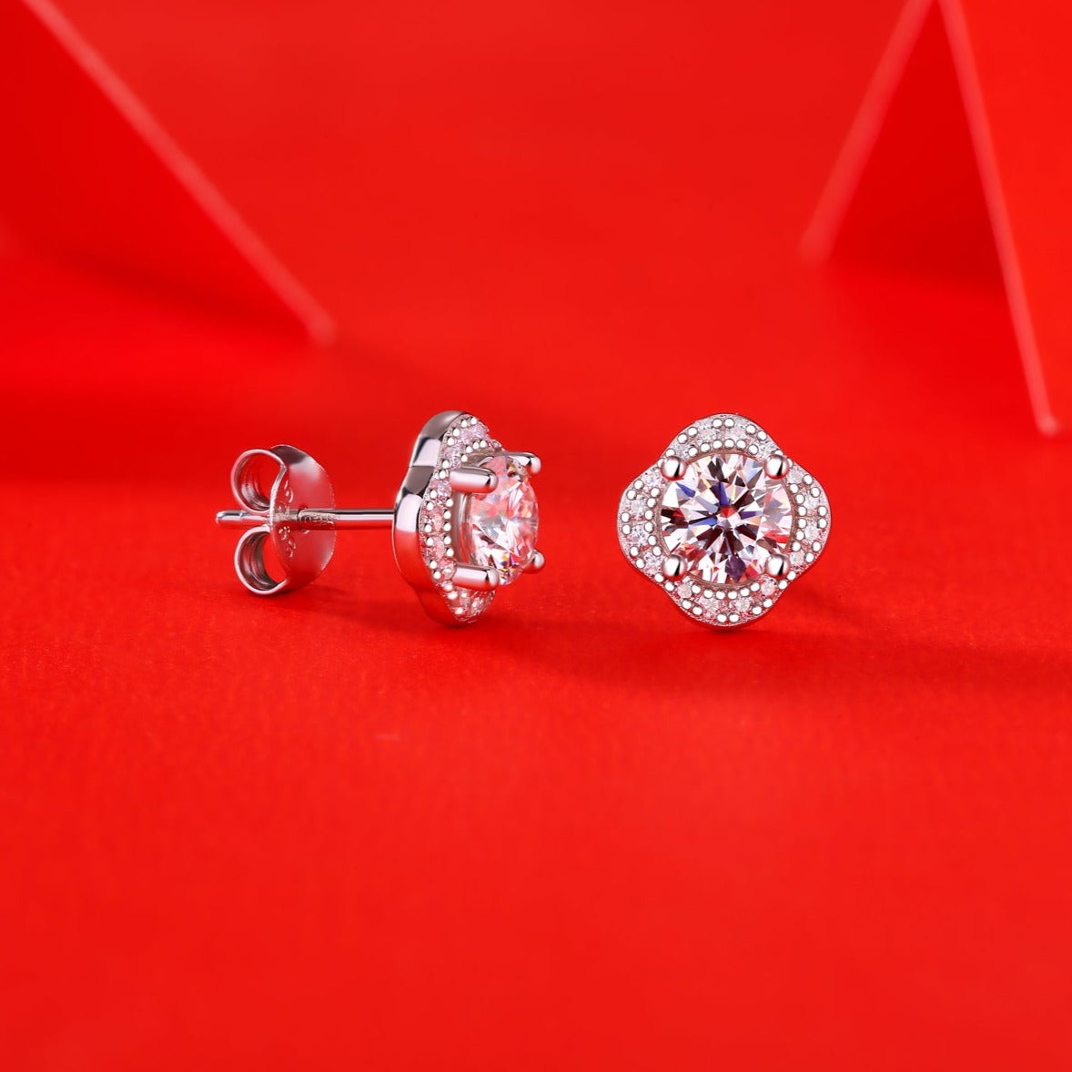 Bloom-Inspired Moissanite Stud Earrings - Sparkling Stones in a Polished Frame