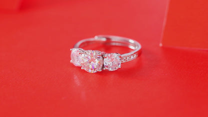 Anillo de compromiso de moissanita para mujer | Plata de ley 925 con baño de oro de 18 quilates | Trio Design