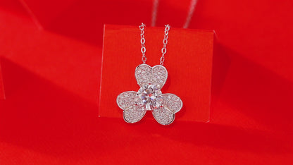 Collar con colgante de moissanita para mujer | Plata de ley 925 con baño de oro de 18 quilates | Diseño de trébol