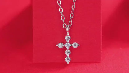 Collar con colgante de moissanita para mujer | Plata de ley 925 con baño de oro de 18 quilates | Veritas Design