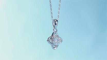 Collar con colgante de moissanita para mujer | Plata de ley 925 con baño de oro de 18 quilates | Diseño de trébol de la suerte