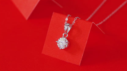 Collar con colgante de moissanita para mujer | Plata de ley 925 con baño de oro de 18 quilates | Thought Design